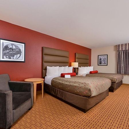 Clackamas Inn And Suites Exteriér fotografie
