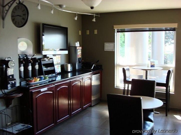 Clackamas Inn And Suites Restaurace fotografie