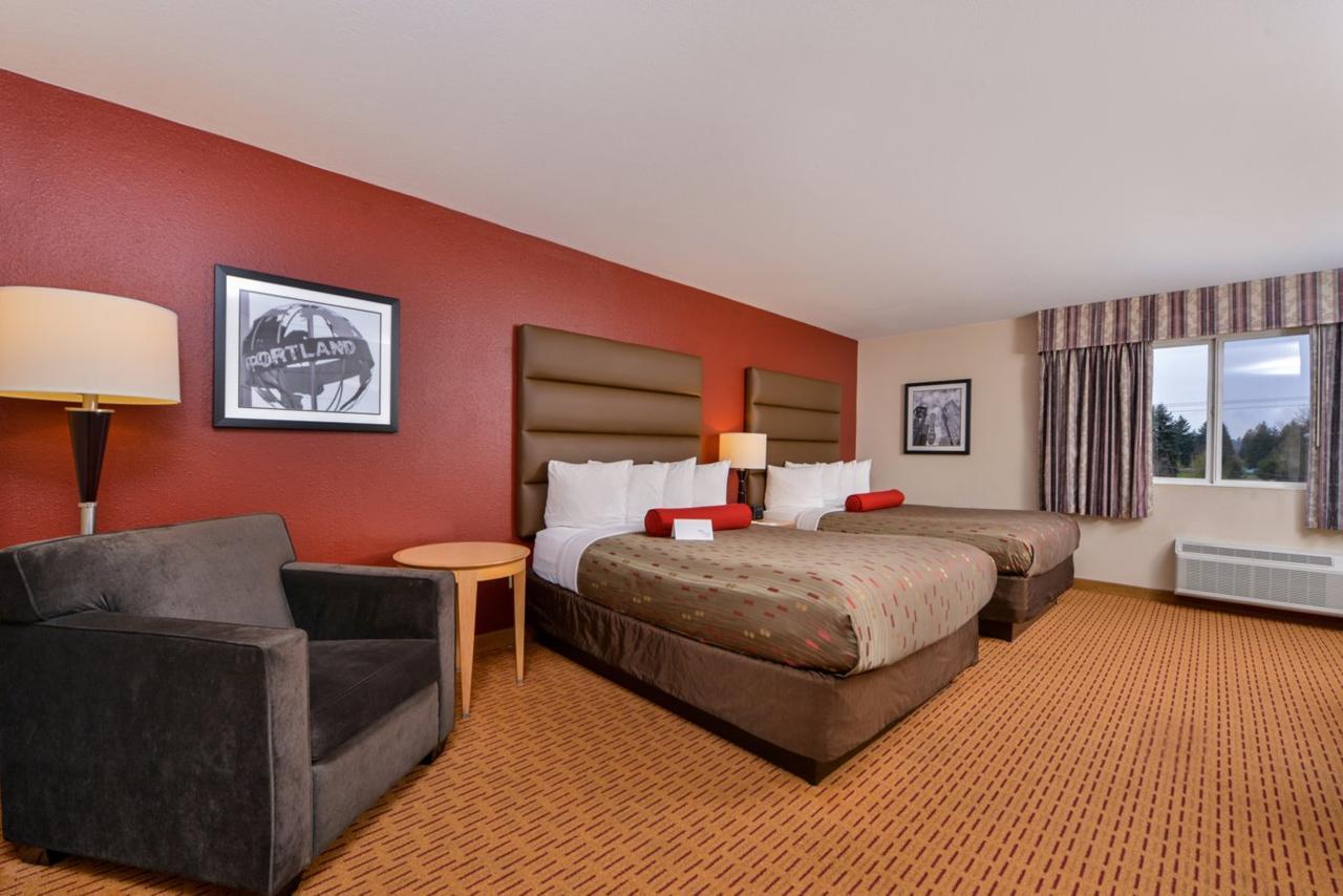 Clackamas Inn And Suites Exteriér fotografie