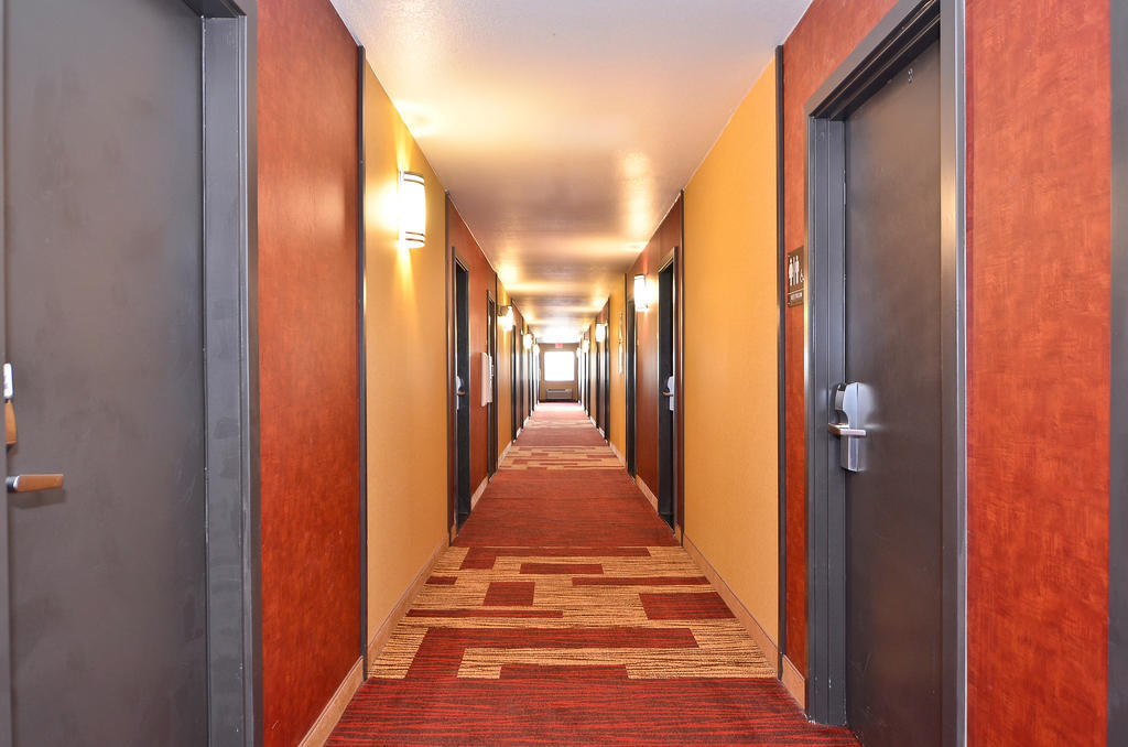 Clackamas Inn And Suites Exteriér fotografie